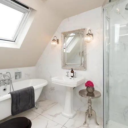 Ivy Steps From National Park Semesterbostad *