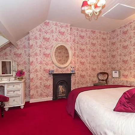 Σπίτι διακοπών Ivy Steps From National Park *