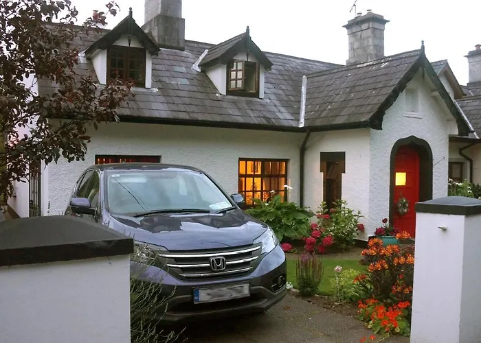 Ivy Steps From National Park Holiday home Killarney