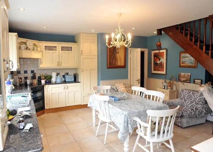 Ivy Steps From National Park