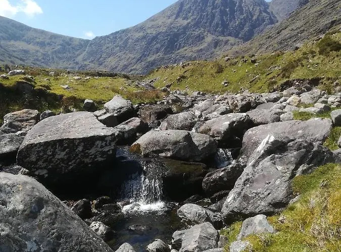 Tatil Evi Ivy Steps From National Park Killarney