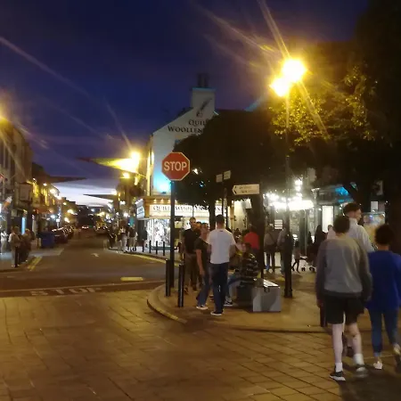 Dom wakacyjny Ivy Steps From National Park